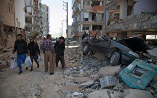两伊边境地震死亡人数超400 近7000伤