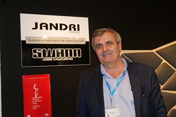 巴黎一高級皮革沙發公司總裁Jean-Paul Mahé。（孟謙/大紀元）