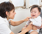 孩子生病或受伤时 安抚疼痛的7种简单方法