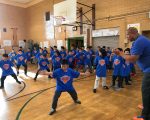 法拉盛120小学篮球训练营 尼克队专业球员免费培训