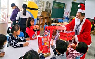 公益傳佳音 綠島學童喜獲聖誕禮物