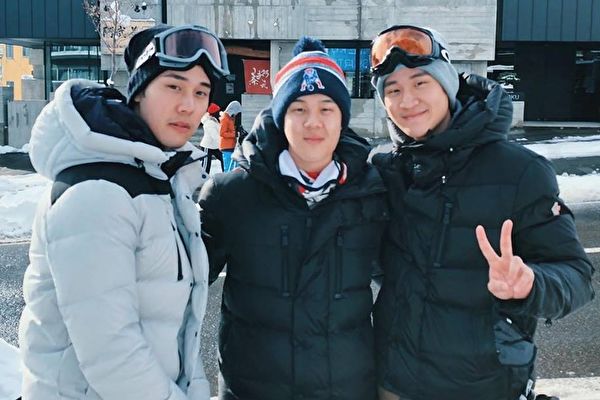 周興哲全家赴北海道四天 三兄弟滑雪展英姿
