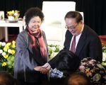 花妈新书出版 张俊雄神秘嘉宾
