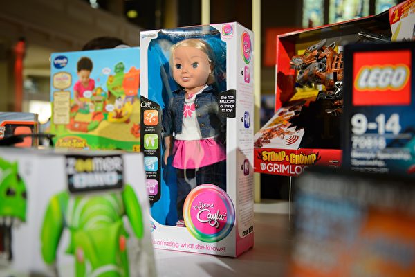 法国信息与自由委员会（Cnil）指责香港创世纪工业公司（Genesis Industries）生产的Cayla娃娃存在安全漏洞，严重侵犯隐私。（LEON NEAL/AFP/Getty Images）
