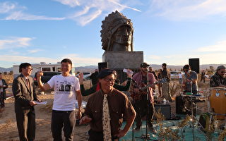 加州自由雕塑公園落成 紀念中國民主精神