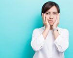 口瘡讓人苦不堪言？中醫4招對付口腔潰瘍、牙齦腫痛