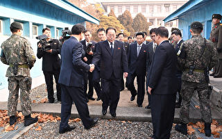 朝鲜软硬兼施 韩朝会谈场内外氛围迥异
