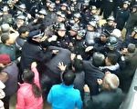 广西村民阻建垃圾焚烧厂 爆警民冲突
