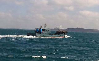 大陸漁船非法越界捕魚 台海巡查扣人船