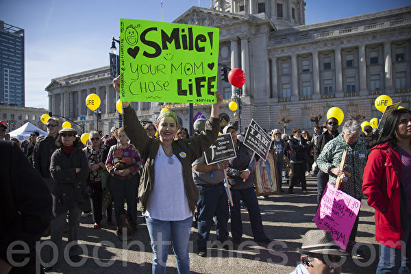 5万民众旧金山反堕胎大游行