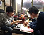 国宝级师傅首肯 神像雕刻绝活重现