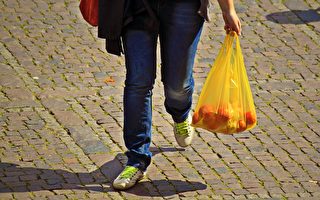 澳洲零售商開始逐步淘汰購物塑料袋