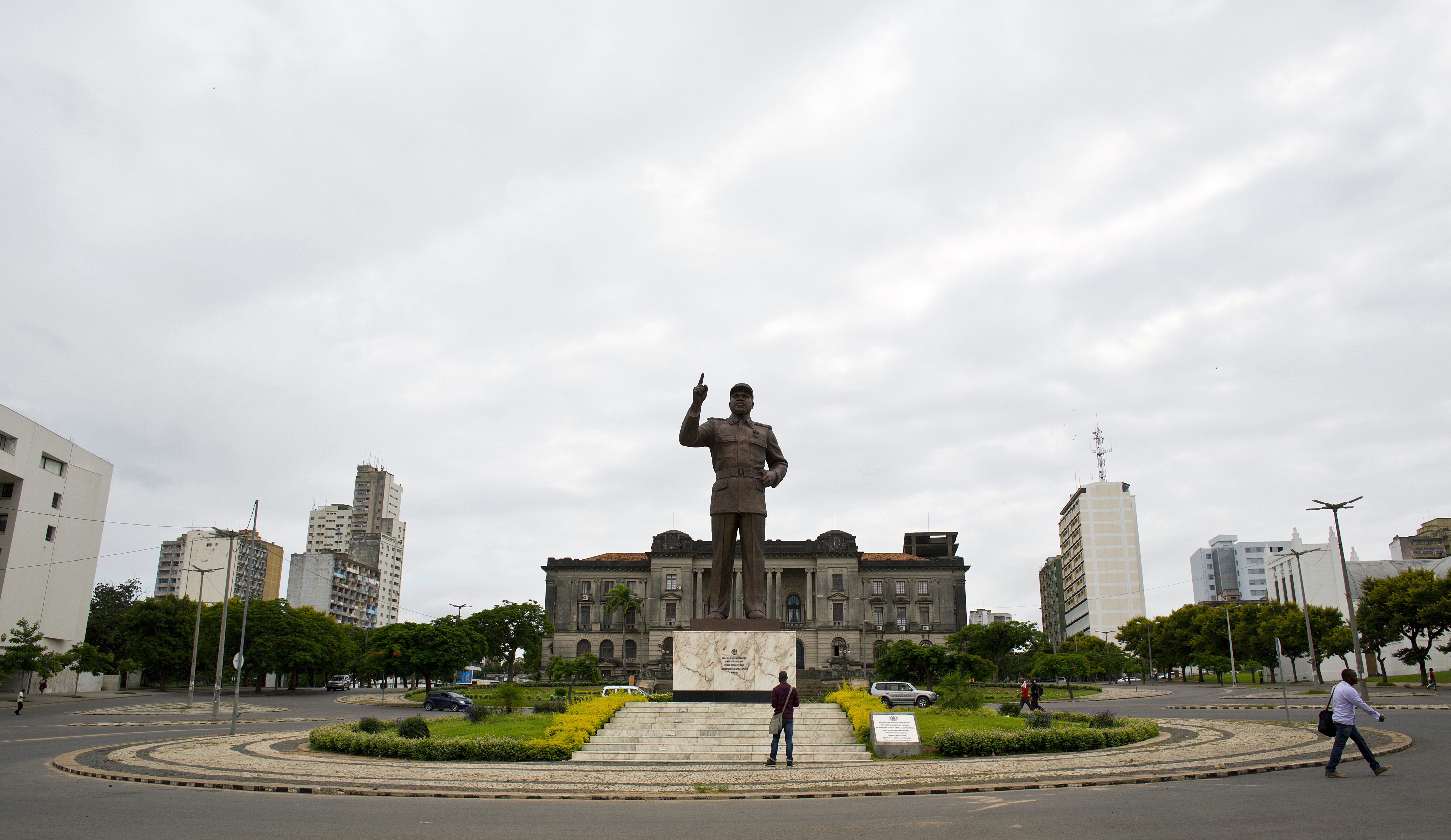 由朝鮮公司建造的莫桑比克開國總統薩莫拉‧馬謝爾(Samora Machel)的雕像。(ALEXANDER JOE/AFP/Getty Images)