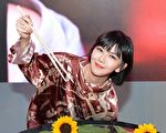 肚裡寶寶陪伴宣傳 孫燕姿開心圈粉兼做胎教