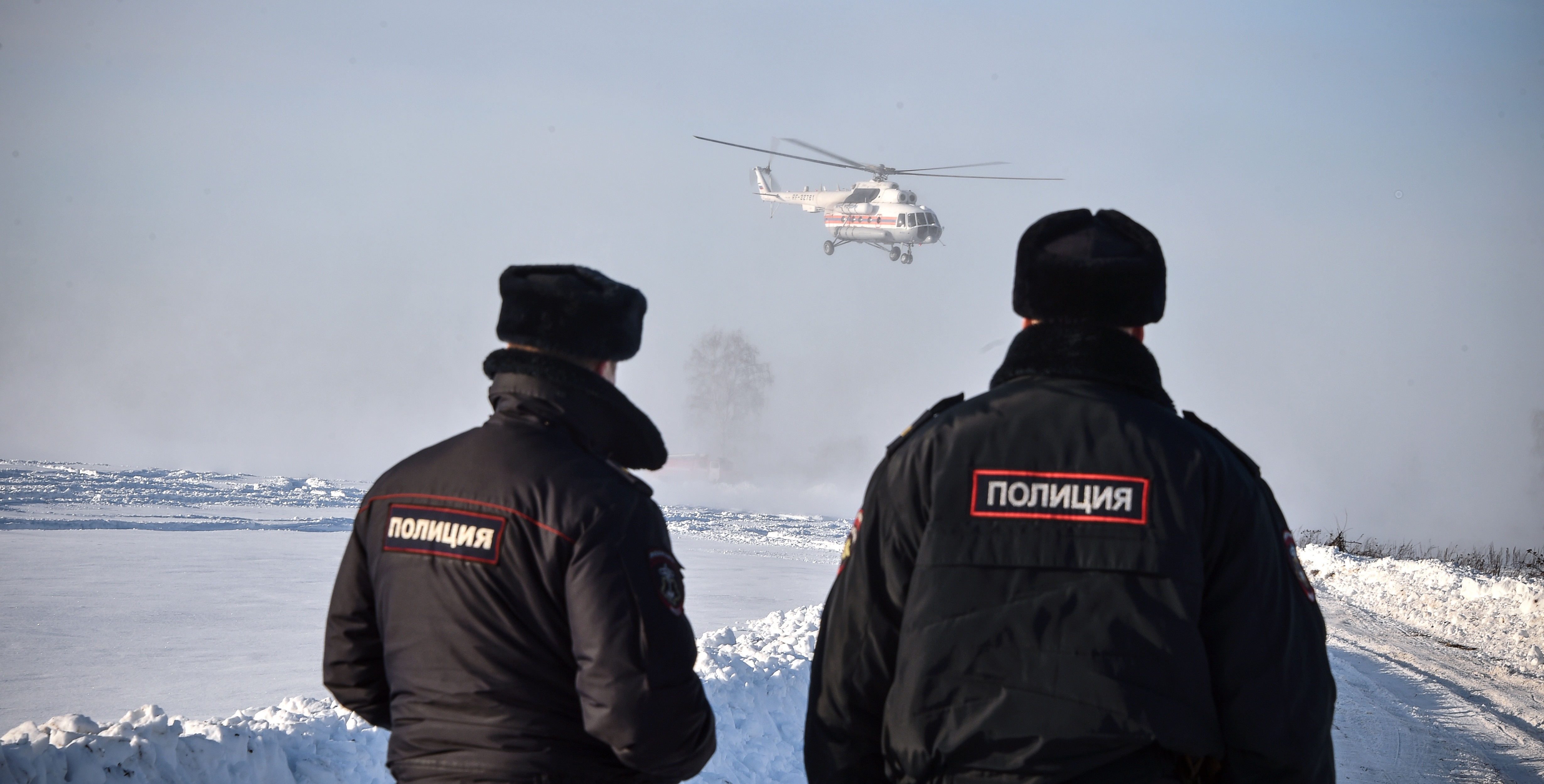 这次搜索行动动员了900多人,使用了包括无人机等各种设备。 (VASILY MAXIMOV/AFP/Getty Images)