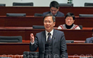 香港议员质疑律政司复核三子案 林郑否认错误