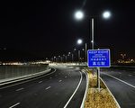 港珠澳大桥实施“三地三检”