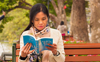 越南女記者罹頑疾憂失明 一本奇書讓她見到彩虹