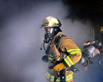 18岁高中生考取消防员 勤工助学做了件轰动社会的大事
