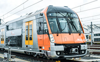 24列新型火車抵達悉尼 「蒸籠式」火車成歷史
