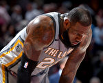 NBA詹皇30分無用 騎士難敵76人團隊