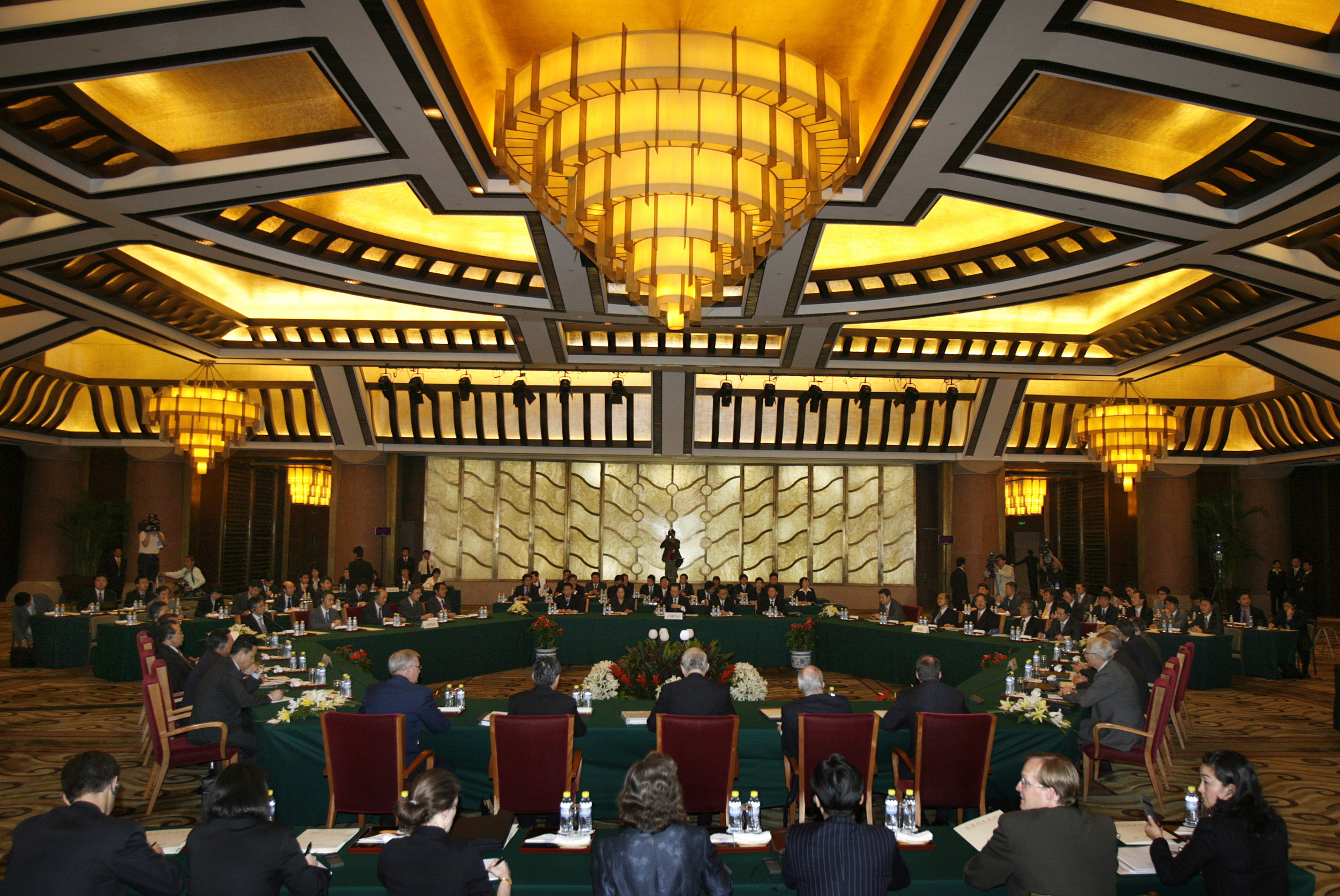 2007年9月27日，六方会谈代表聚集在北京。(AFP PHOTO/POOL/Claro Cortes IV)