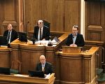 關注中共迫害法輪功 丹麥議會舉行專題答辯