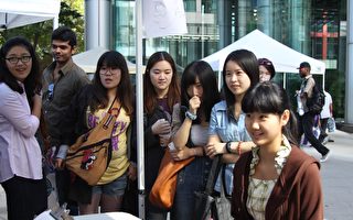 中国留学生问题面面观 跨国求学路不易（上）
