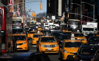 纽约明年1月增收电召车拥堵费 乘客买单