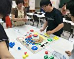 學子設計銀髮族專屬桌遊  動手動腦保健康