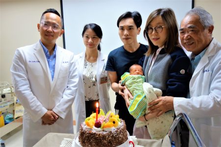 靠著唯一1顆成熟卵子植入、成功受孕；江小姐在母親節前夕，順利生下2680克男寶寶。