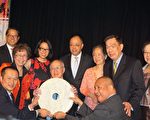 華諮處40周年籌款 前董事長Arthur Wong獲終身成就獎
