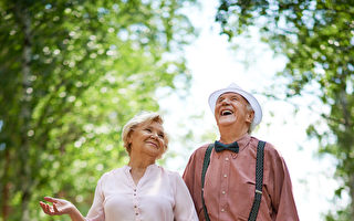 新研究：老年人多散步可延壽
