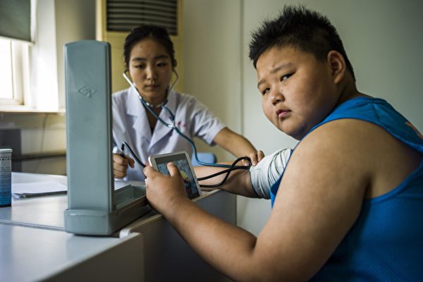 中國兒童超重率直追美國 農村兒童胖得更快