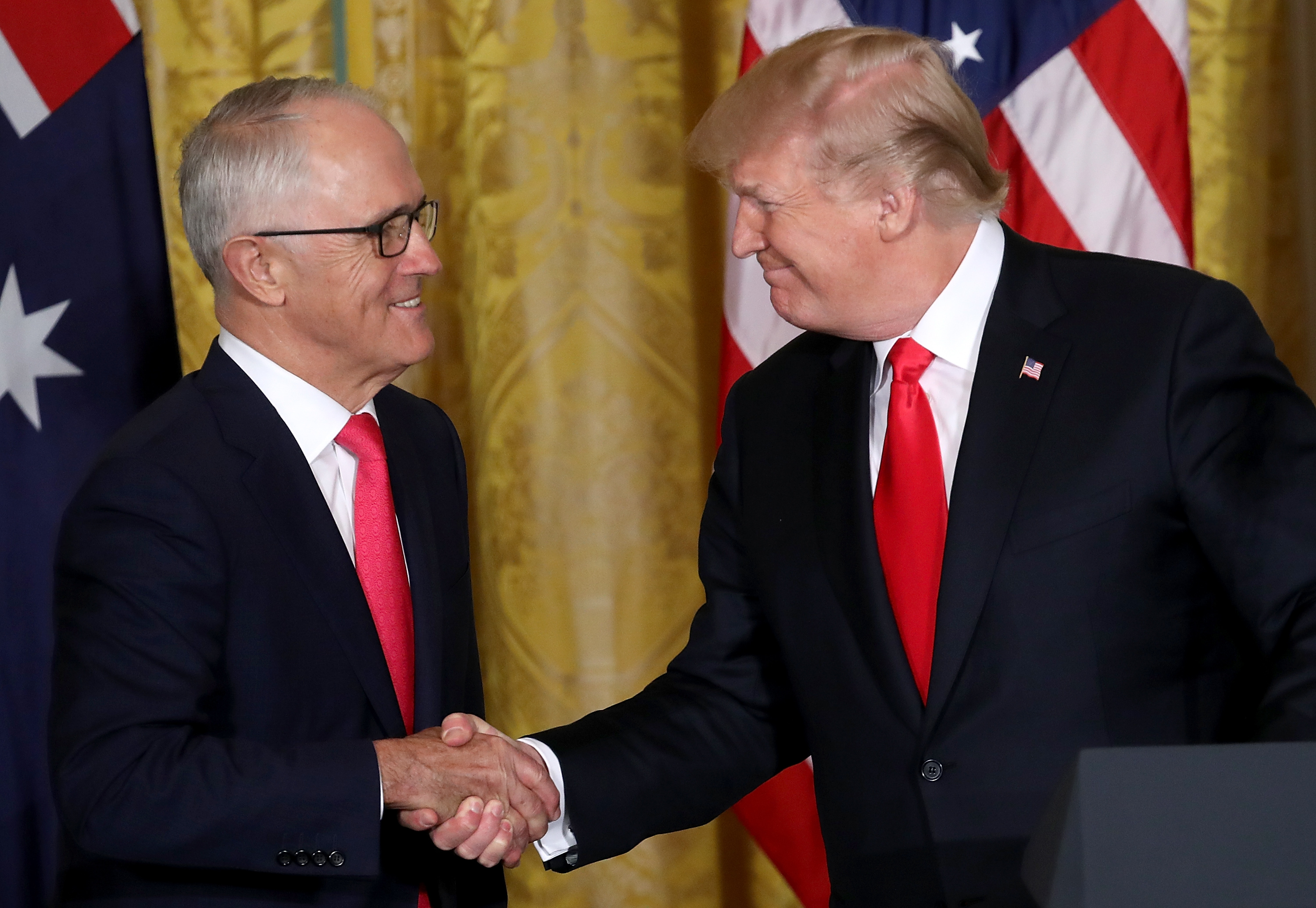 今年2月,澳洲总理特恩布尔(Malcolm Turnbull)访美期间,美、澳首脑同意进行战略合作,对抗中共对稀土的控制。(Win McNamee/Getty Images)