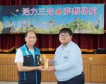 名间赠祈福袋智慧笔 祝学子金榜题名
