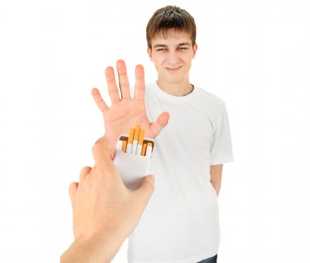 根据美国疾病管制局 (CDC) 资料显示，吸烟者得到肺阻塞疾病是非吸烟者的 10~13倍。