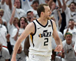 NBA爵士反噬火箭 系列賽扳平