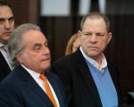韋恩斯坦被正式起訴 律師堅稱無罪