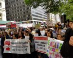 争取成人英文班经费 上千移民高呼保预算