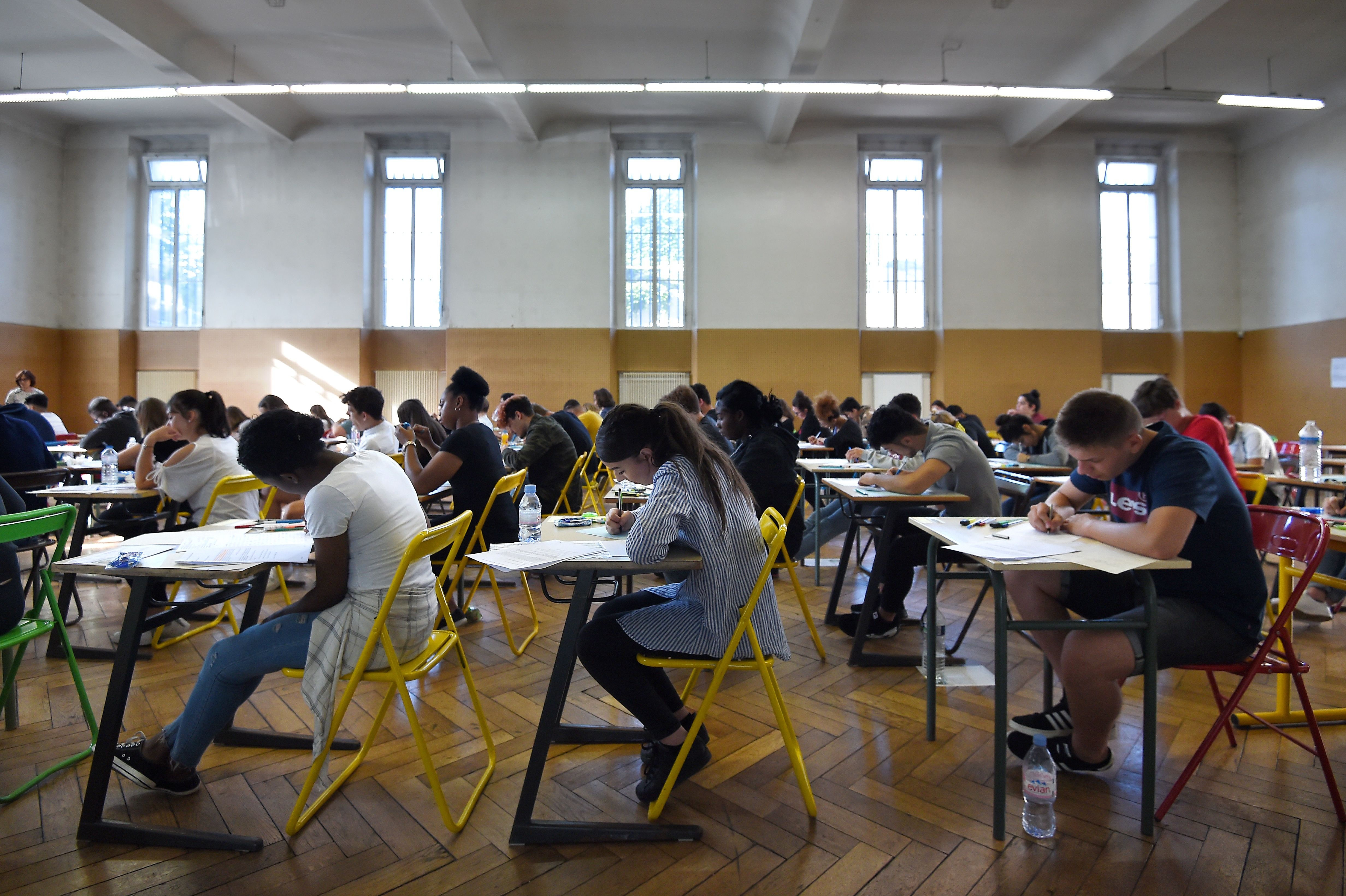 紐約市一所學校舉行入學考試。 (Frederick Florin/AFP/Getty Images)