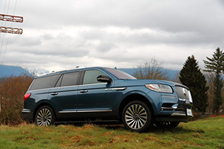 車評 巨大的信賴18 Lincoln Navigator 大紀元