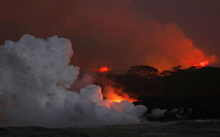 夏威夷火山熔岩“炸弹”袭游船 23人伤