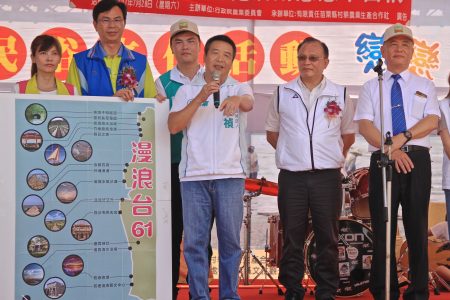  頭份市長徐定禎推出西濱旅遊路線「漫浪台61」。