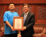 逆風少年陳柏翰 獲全國孝行獎