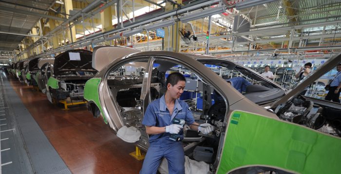 中国芯片危机加重 多家汽车大厂产量减半