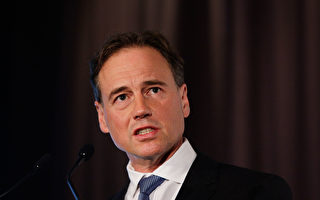 澳洲自由党10名前座议员向总理递交辞呈