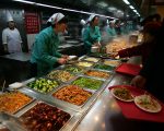 紐約中餐館外賣郎月薪5千 告老闆欠薪敗訴