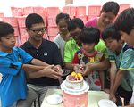 爱无国界 来自海外1840个蛋糕 温暖弱势父亲