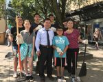 顾雅明率实习生清洁法拉盛